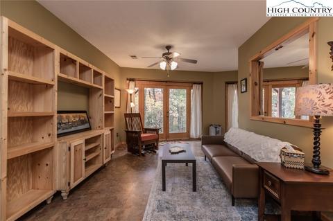 899 Bobcat Mountain Rd, Purlear, NC 28665 photo 40