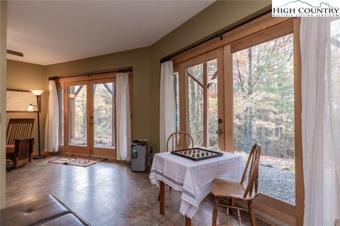 899 Bobcat Mountain Rd, Purlear, NC 28665 photo 45
