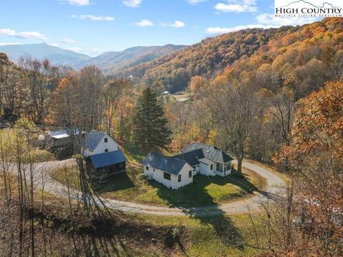 1451 Dutch Creek Rd, Banner Elk, NC 28604