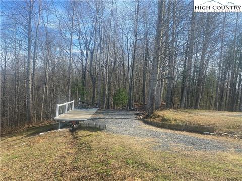 249 Overlook Dr, Crumpler, NC 28617 photo 10