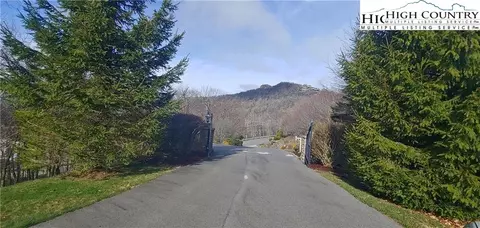 72 Sunset Strip, Beech Mountain, NC 28604 photo 3