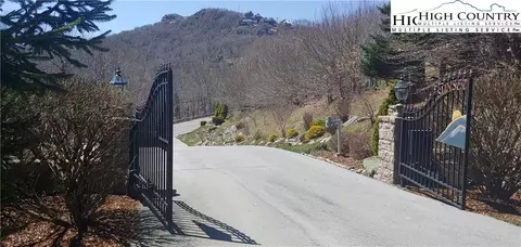 72 Sunset Strip, Beech Mountain, NC 28604 photo 4