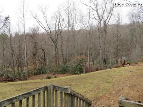 172 Huffman Rd, Vilas, NC 28692 photo 6