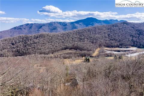 28 Buckeye Lane, Seven Devils, NC 28604 photo 8