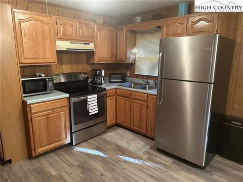 233 Elderberry Loop, Newland, NC 28657 photo 8