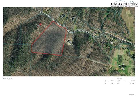 15 Old Stillhouse Road, Blowing Rock, NC 28605