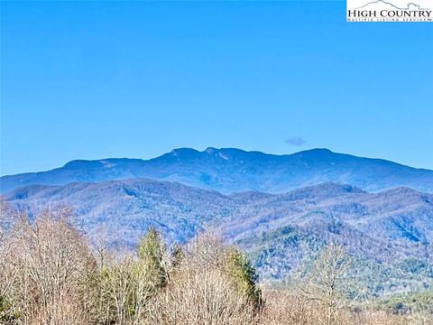 10 23 Acres 4894 White Oak Way #LOT 854, Lenoir, NC 28645