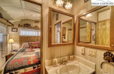 85 Jack Pine Loop, Newland, NC 28657 photo 9