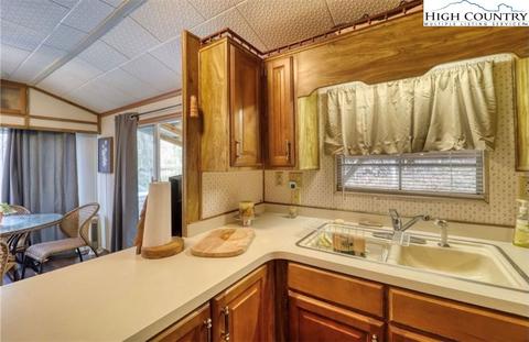 85 Jack Pine Loop, Newland, NC 28657 photo 13