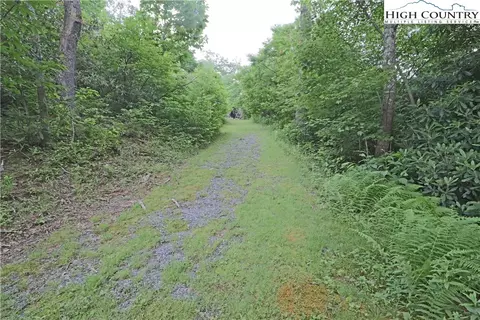 tbd Rhodo Apt 69 Ln, Boone, NC 28607