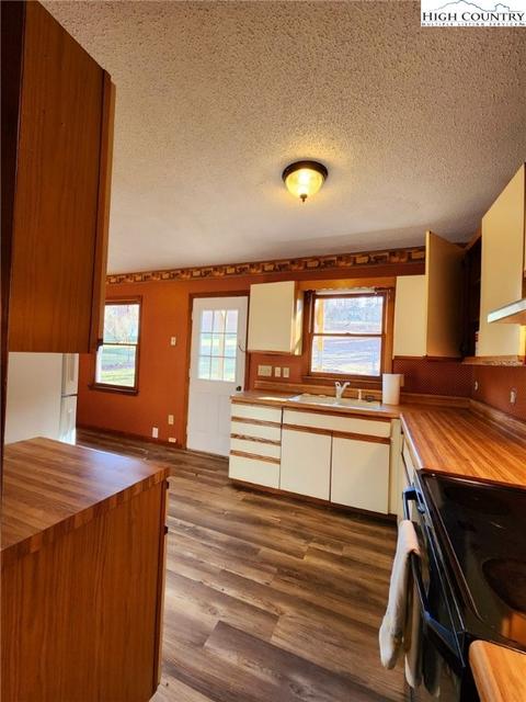256 Windy Dr, Boone, NC 28607 photo 23