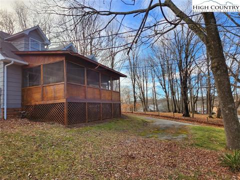 256 Windy Dr, Boone, NC 28607 photo 5