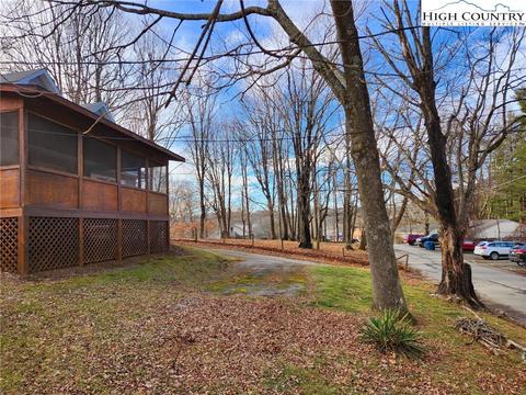 256 Windy Dr, Boone, NC 28607 photo 6