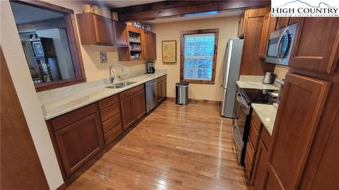 324 Park St, Boone, NC 28607 photo 7