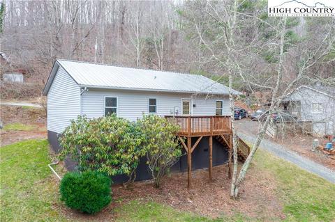 163 Red Maple Ln, Boone, NC 28607