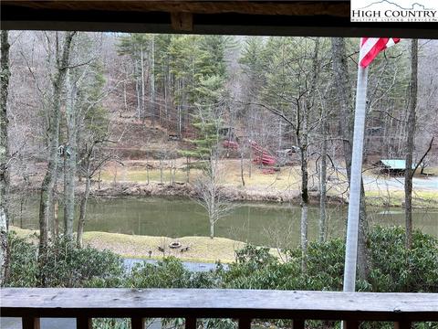 1946 River Rd, Todd, NC 28684 photo 3