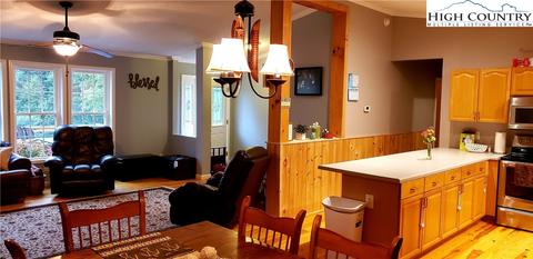 173 Country Rd, Deep Gap, NC 28618 photo 5