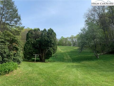2914 Mountain Dale Rd, Vilas, NC 28692