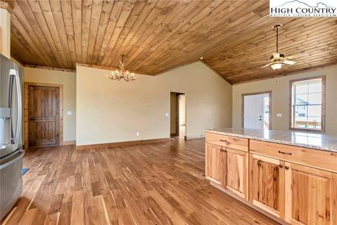111 Meadowview Ct, Seven Devils, NC 28604 photo 18