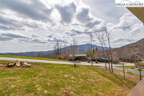 111 Meadowview Ct, Seven Devils, NC 28604 photo 3
