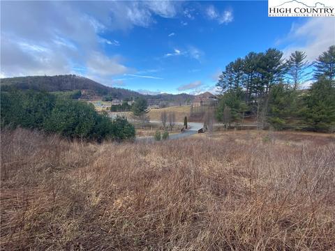 32 Cedar Trl, Fleetwood, NC 28626