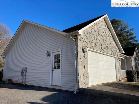 3490 Section House Rd, Hickory, NC 28601 photo 4