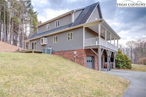 533 Pineview Dr, Boone, NC 28607 photo 5