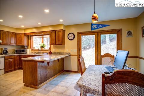 533 Pineview Dr, Boone, NC 28607 photo 18