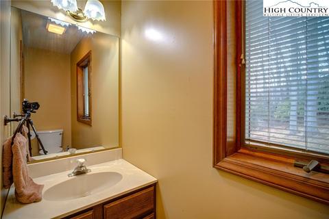 533 Pineview Dr, Boone, NC 28607 photo 34