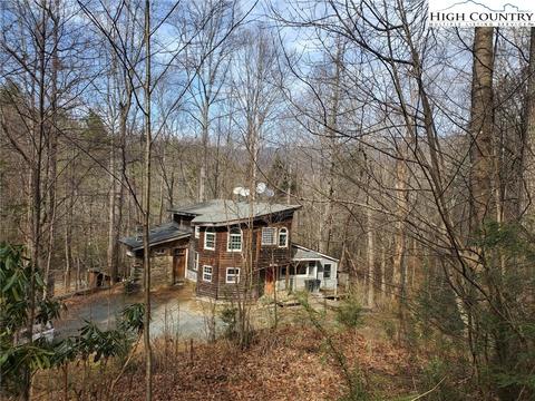 475 Wes Randall Rd, Deep Gap, NC 28618 photo 1