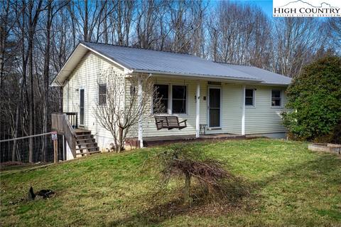 71 Boone St, Spruce Pine, NC 28777