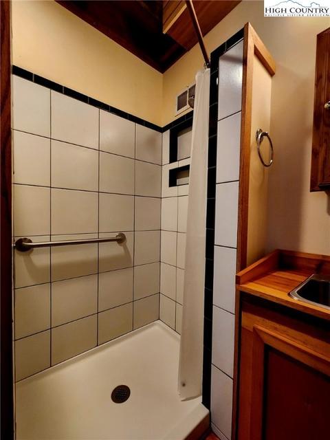 305 Moonfish Ln, Boone, NC 28607 photo 39