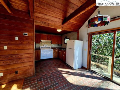 305 Moonfish Ln, Boone, NC 28607 photo 32