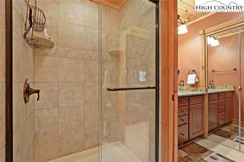 166 Wayside Ct, Seven Devils, NC 28604 photo 25