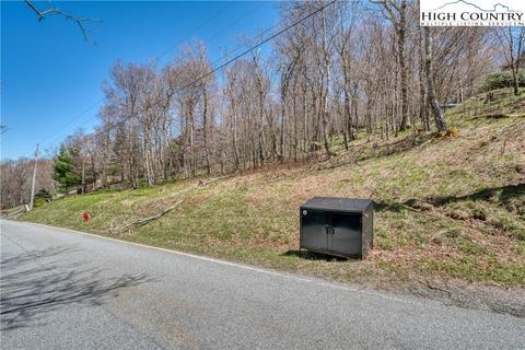 1050 Charter Hills Rd, Beech Mountain, NC 28604 photo 16