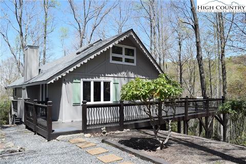 104 Ivey Ln, Beech Mountain, NC 28604