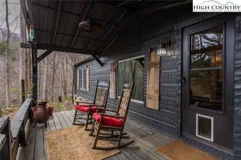 618 Rhymer Branch Rd, Deep Gap, NC 28618 photo 3