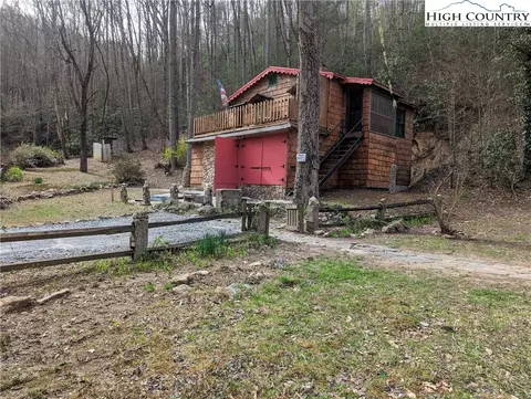 7600 Hwy 90 Hwy, Collettsville, NC 28611