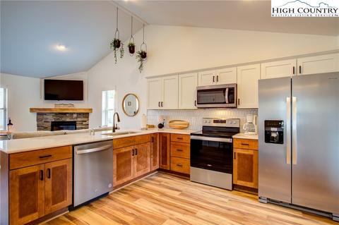 112 Carson Ct #67, Boone, NC 28607 photo 6