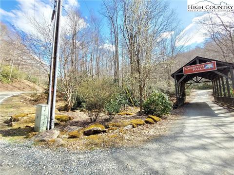 tbd Pinnacle Ridge And Buckeye Ridge Rds, Beech Mountain, NC 28604 photo 4