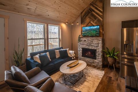 191 Rhododendron Dr, Beech Mountain, NC 28604 photo 5