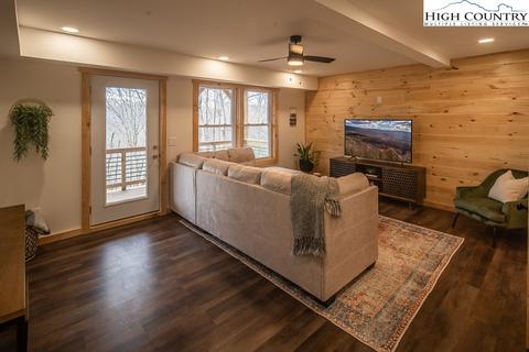 191 Rhododendron Dr, Beech Mountain, NC 28604 photo 41