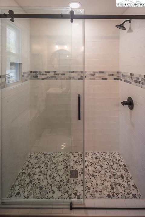 191 Rhododendron Dr, Beech Mountain, NC 28604 photo 29