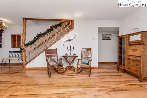 303 Tinys Mountain Dr, Deep Gap, NC 28618 photo 13