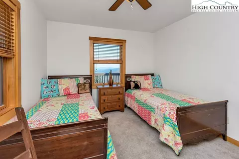 303 Tinys Mountain Dr, Deep Gap, NC 28618 photo 39