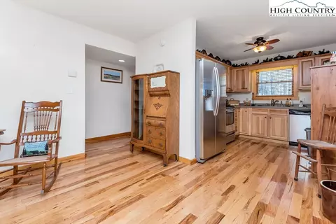 303 Tinys Mountain Dr, Deep Gap, NC 28618 photo 14