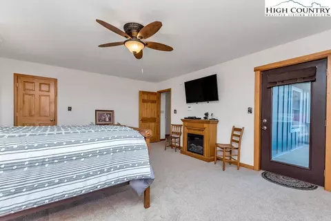 303 Tinys Mountain Dr, Deep Gap, NC 28618 photo 29