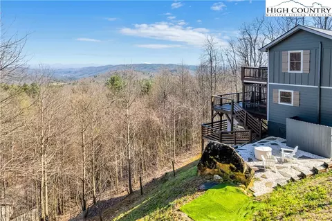 303 Tinys Mountain Dr, Deep Gap, NC 28618 photo 1