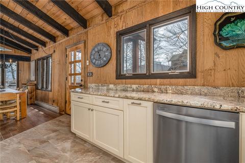 356 Sugar Tree Ln, Sugar Mountain, NC 28604 photo 16