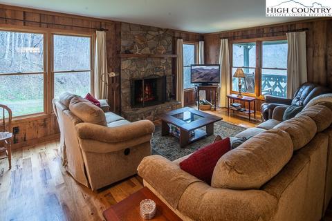 561 Tucker Rd, Lansing, NC 28643 photo 15
